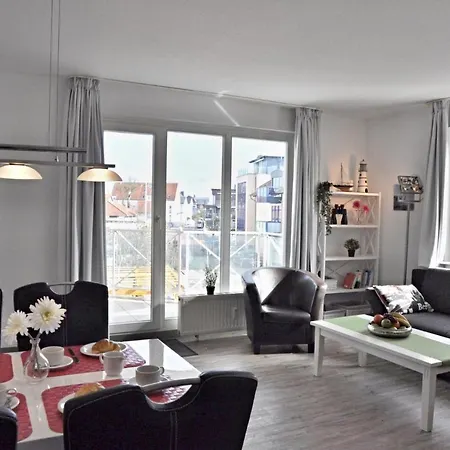 Apartment Strandhotel-18 Laboe